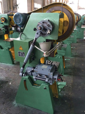 PLC z ekranem dotykowym Automatyczny karmiący cewką, zdolny do dokładnego karmienia części o średnicy 20 mm w produkcji