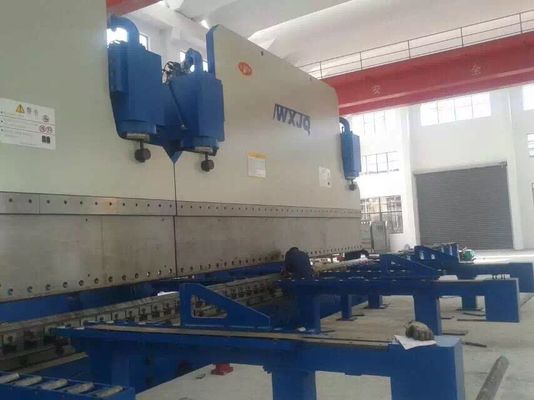 Energooszczędne 125 ton CNC hydrauliczne hamulce z 3200 mm długości stołu i 40% oszczędności energii