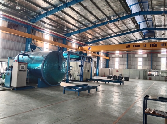 Zbiornik suszenia próżniowego z transformatorem dystrybucyjnym