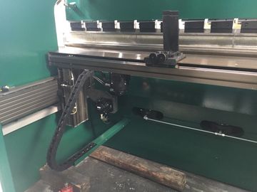 E21 Włókno lekkiego stalowego hamulca hydraulicznego Maksymalny kąt gięcia 135°